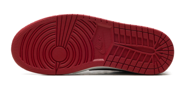 Sneakers – Varsity Red / Black / Summit White | HQ6998-600