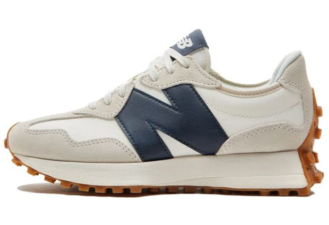 New Balance 327 Women's Sneakers – Moonbeam / Outerspace